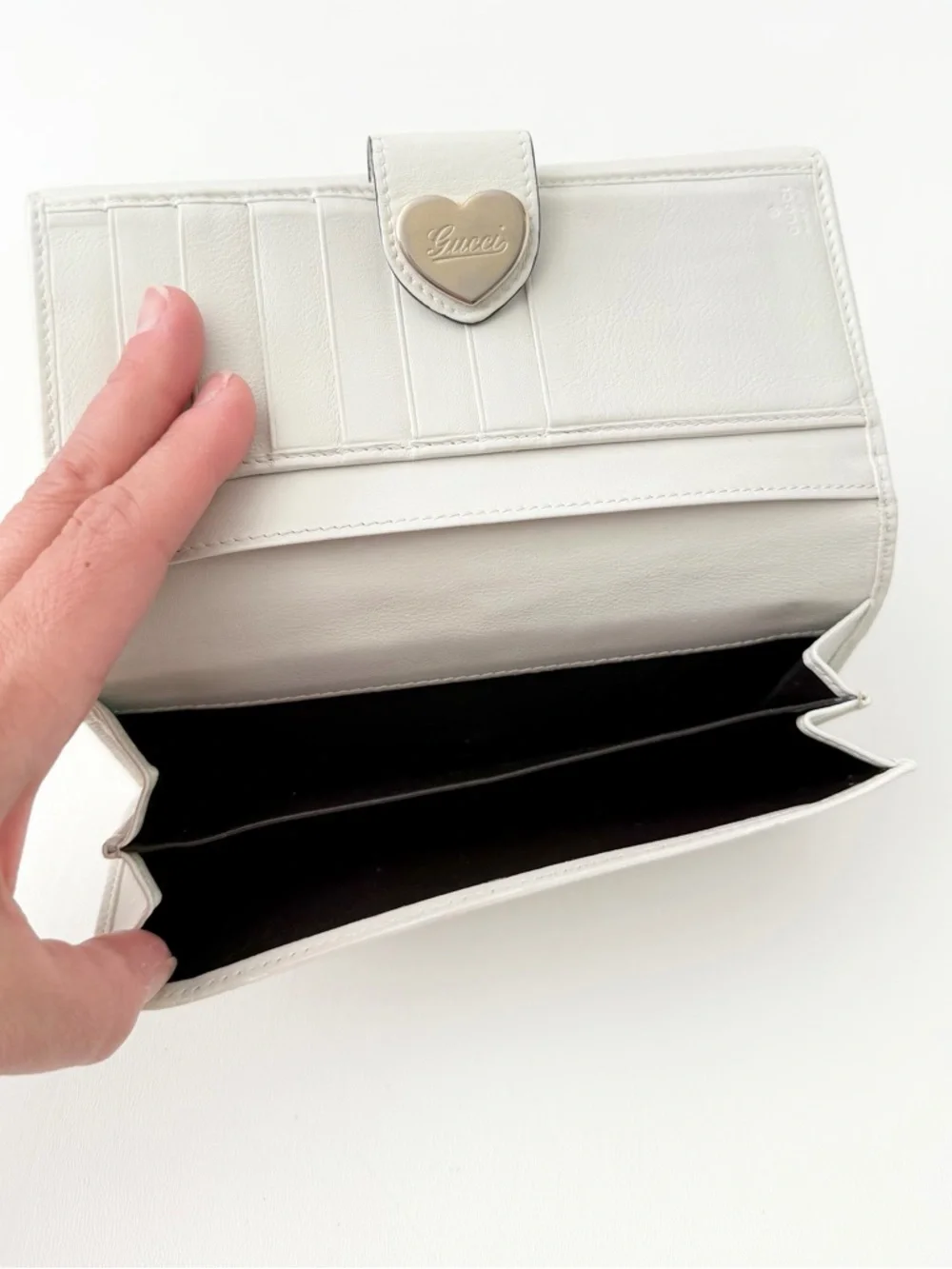 GUCCI‎ | GG Canvas Heart Flap Wallet Beige White Monogram Logo Y2K - Picture 3 of 15